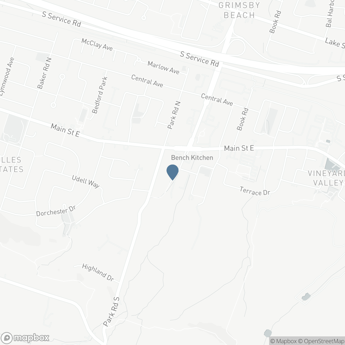 7 BARTLETT AVENUE, Grimsby, Ontario L3M 5N7